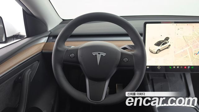 Tesla Model Y RWD 2024 — фото 12