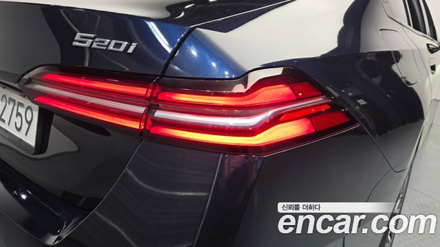 BMW 5 Series (G60) 520i M Sport 2024 — фото 23