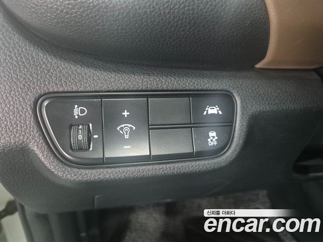 Kia Seltos Gasoline 1.6 Turbo 2WD Noblesse 2020 — фото 9