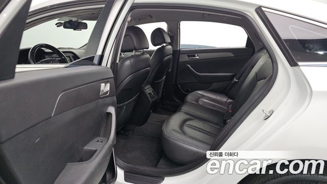 Hyundai Sonata (LF) LPI Premium 2015 — фото 19