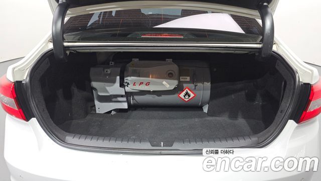 Hyundai Sonata (LF) LPI Premium 2015 — фото 20