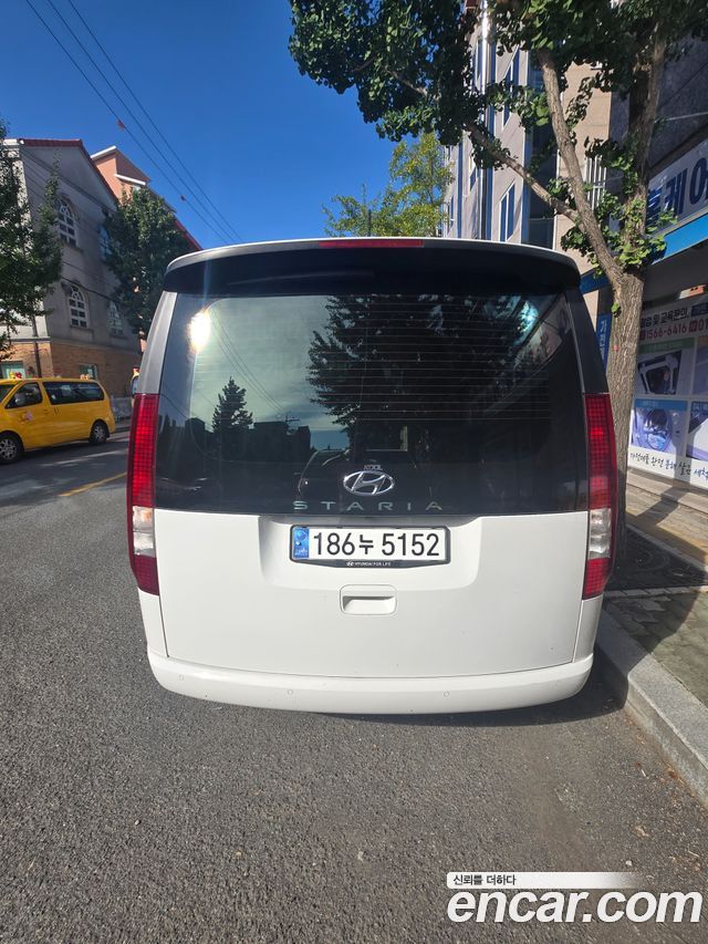 Hyundai Staria Tourer 9-Seater Modern 2024 — фото 2