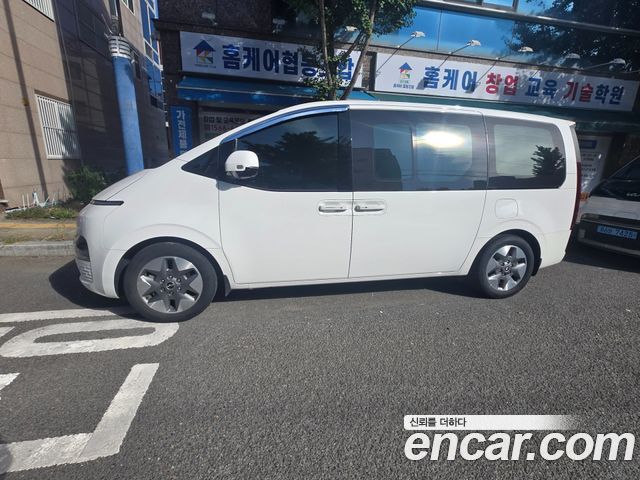 Hyundai Staria Tourer 9-Seater Modern 2024 — фото 3