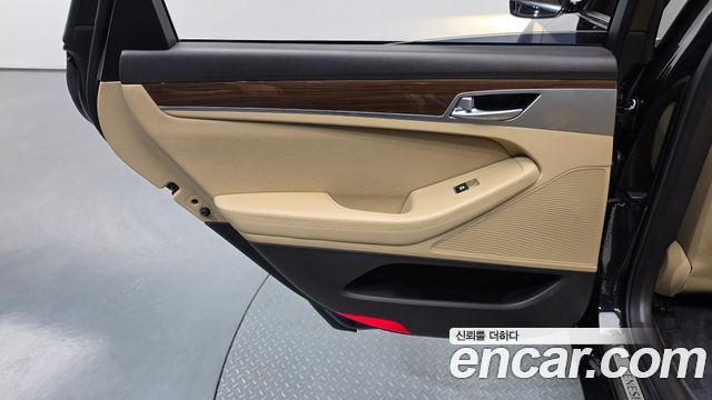 Genesis G80 3.3 GDI Luxury 2018 — фото 37
