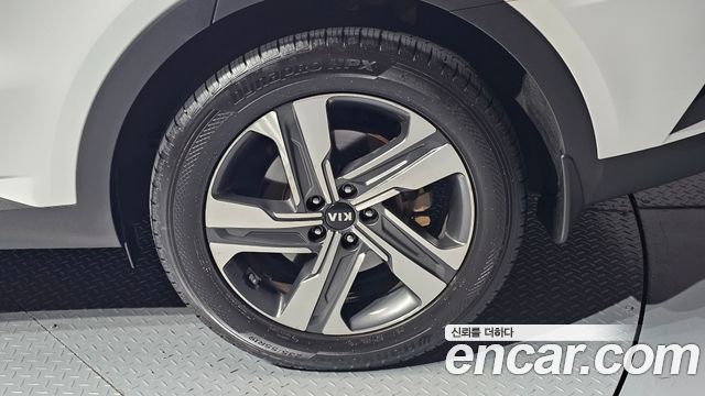 Kia Sorento (IV) HEV 1.6 2WD Signature 2021 — фото 21