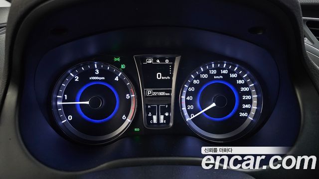 Hyundai Grandeur (HG) HG220 Diesel Modern Collection 2017 — фото 8