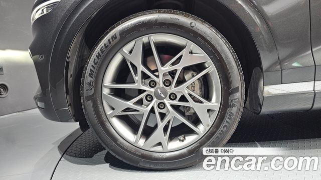 Genesis GV70 2.5T Gasoline 2WD 2023 — фото 5