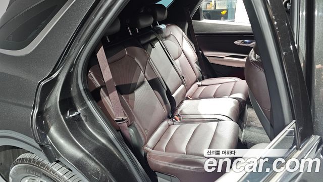 Genesis GV70 2.5T Gasoline 2WD 2023 — фото 11