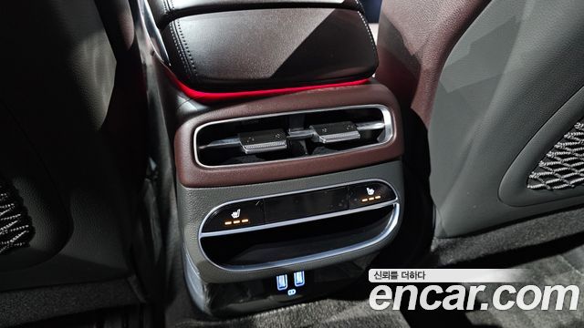 Genesis GV70 2.5T Gasoline 2WD 2023 — фото 35