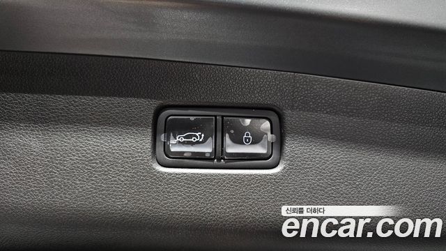 Genesis GV70 2.5T Gasoline 2WD 2023 — фото 38