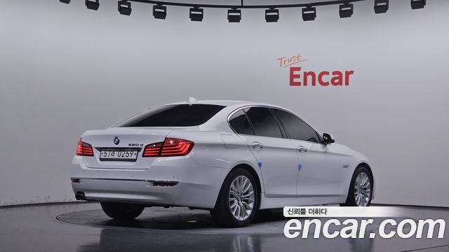 BMW 5 Series (F10) 520d Luxury Plus 2016 — фото 2