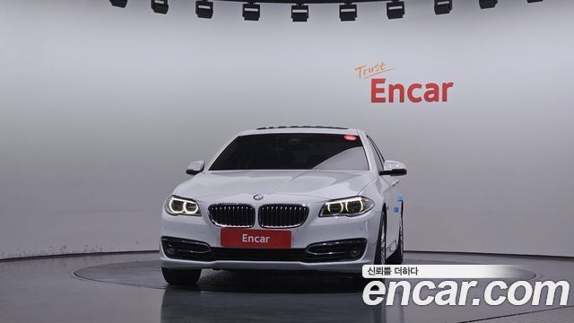 BMW 5 Series (F10) 520d Luxury Plus 2016 — фото 3