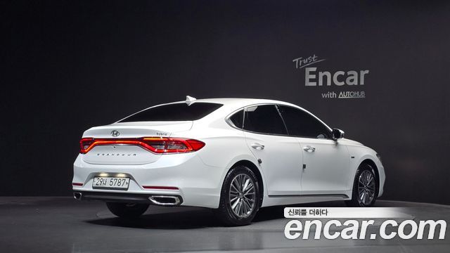 Hyundai Grandeur Hybrid (IG) Exclusive Special 2019 — фото 2