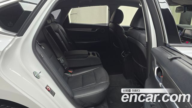 Hyundai Grandeur Hybrid (IG) Exclusive Special 2019 — фото 11