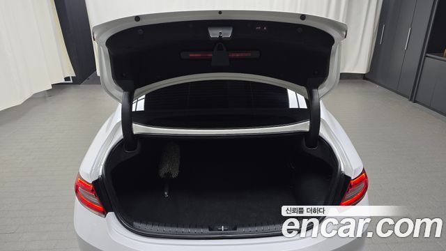 Hyundai Grandeur Hybrid (IG) Exclusive Special 2019 — фото 30