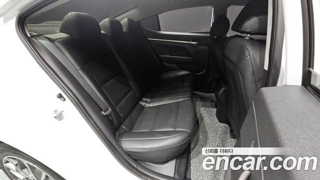 Hyundai Avante (AD) 1.6 Style 2019 — фото 11