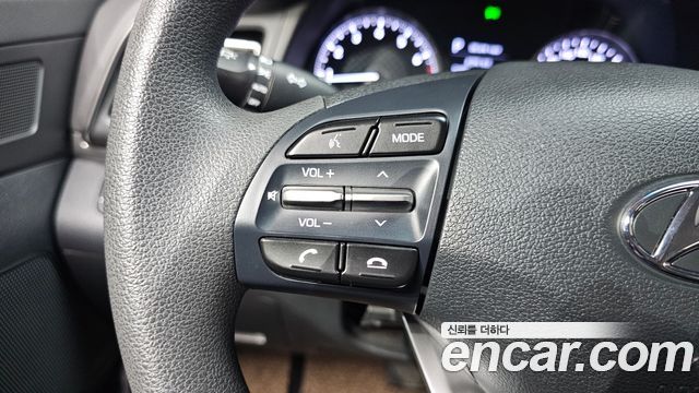 Hyundai Avante (AD) 1.6 Style 2019 — фото 20