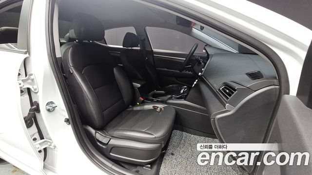 Hyundai Avante (AD) 1.6 Style 2019 — фото 26