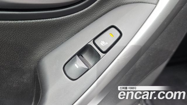 Hyundai Avante 1.6 GDi Modern Standard 2014 — фото 19