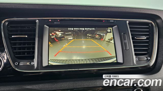 Kia Carnival 9-seater Noblesse 2016 — фото 14