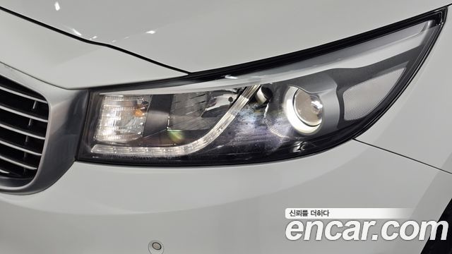 Kia Carnival 9-seater Noblesse 2016 — фото 22