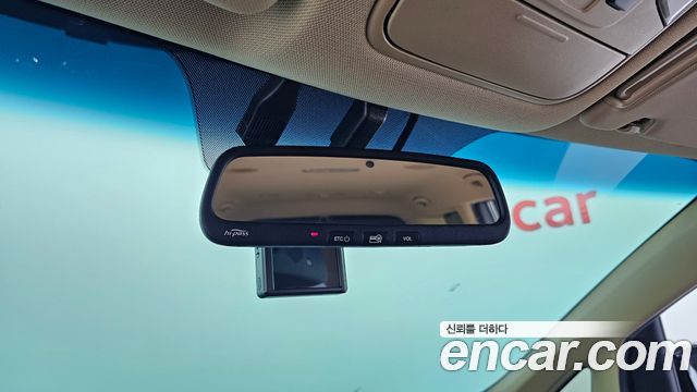 Kia Carnival 9-seater Noblesse 2016 — фото 27