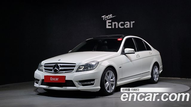 Mercedes-Benz C-Class (W204) C200 CGI AVANTGARDE