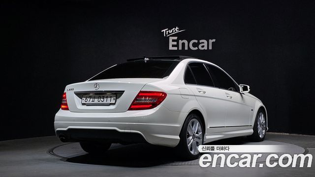Mercedes-Benz C-Class (W204) C200 CGI AVANTGARDE 2012 — фото 2