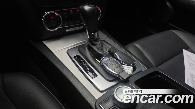 Mercedes-Benz C-Class (W204) C200 CGI AVANTGARDE 2012 — фото 9