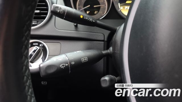 Mercedes-Benz C-Class (W204) C200 CGI AVANTGARDE 2012 — фото 18