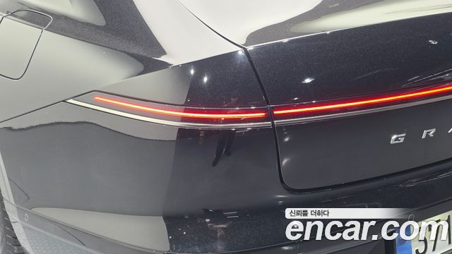 Hyundai Grandeur (GN7) 2,5 Gasoline 2WD Exclusive 2023 — фото 23