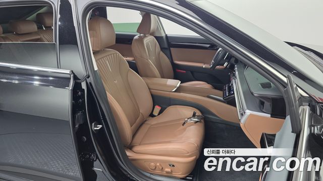 Hyundai Grandeur (GN7) 2,5 Gasoline 2WD Exclusive 2023 — фото 26