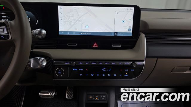 Hyundai Ioniq 5 Long Range AWD Prestige 2025 — фото 13