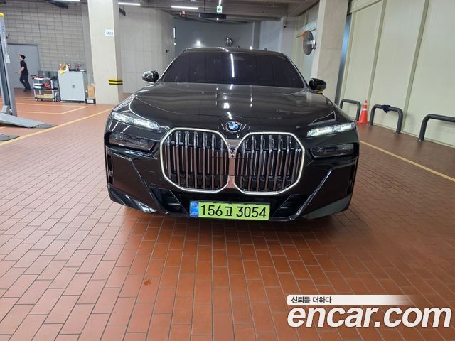 BMW 7 Series (G70) 740i xDrive M Sport 2026 — фото 3
