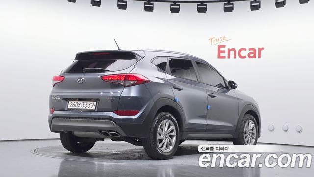 Hyundai Tucson Diesel 2.0 2WD Modern 2016 — фото 2