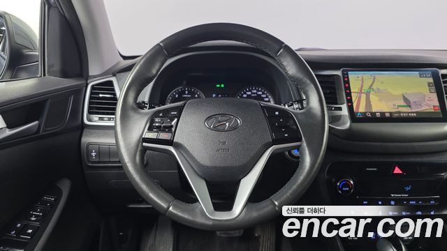 Hyundai Tucson Diesel 2.0 2WD Modern 2016 — фото 13