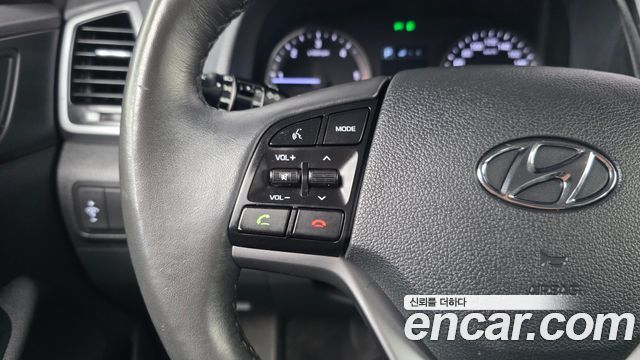 Hyundai Tucson Diesel 2.0 2WD Modern 2016 — фото 16