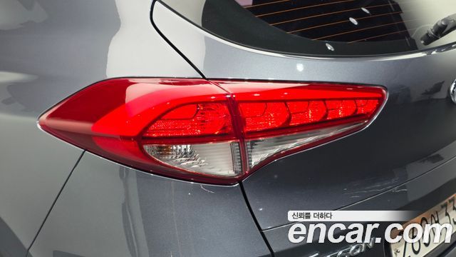 Hyundai Tucson Diesel 2.0 2WD Modern 2016 — фото 23