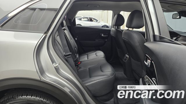Kia Niro EV Noblesse 2022 — фото 11