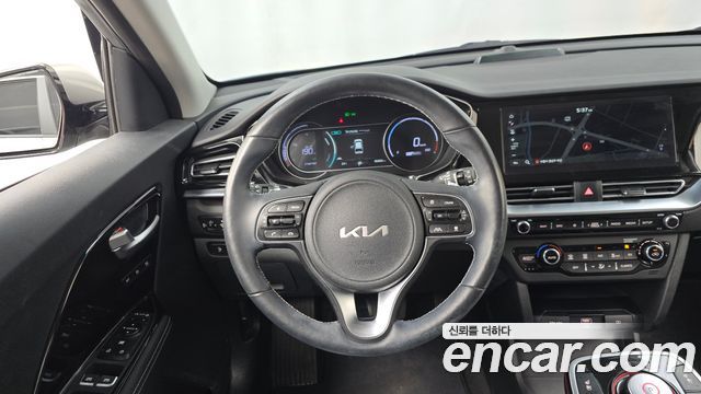 Kia Niro EV Noblesse 2022 — фото 13