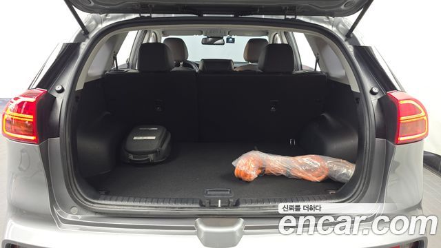 Kia Niro EV Noblesse 2022 — фото 15