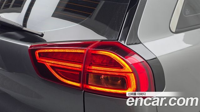 Kia Niro EV Noblesse 2022 — фото 23