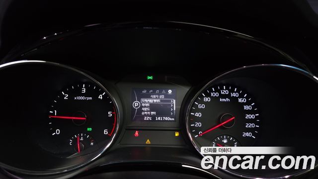 Kia Carnival 9-seater Noblesse 2016 — фото 8