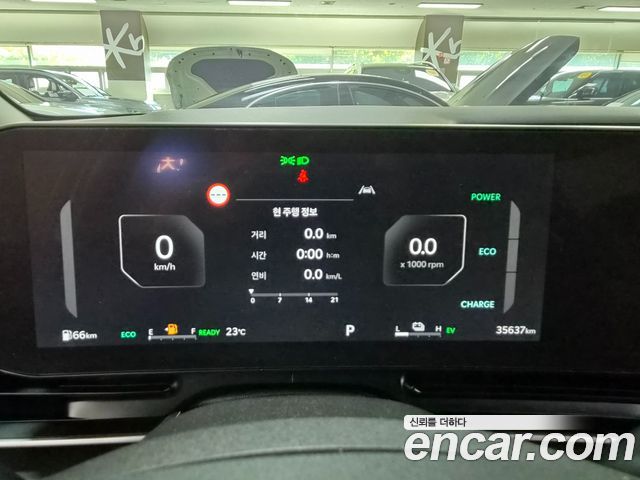 Kia Carnival (IV) HEV 9 seater Prestige 2025 — фото 3