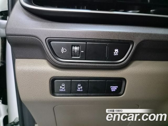 Kia Carnival (IV) HEV 9 seater Prestige 2025 — фото 9