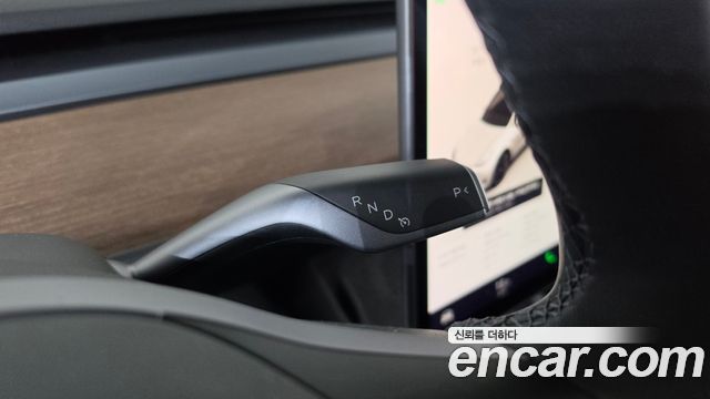 Tesla Model Y Long Range AWD 2022 — фото 9