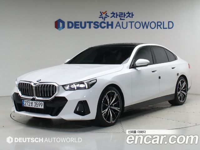 BMW 5 Series (G60) 530i xDrive M Sport 2026 — фото 1