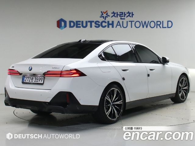 BMW 5 Series (G60) 530i xDrive M Sport 2026 — фото 2