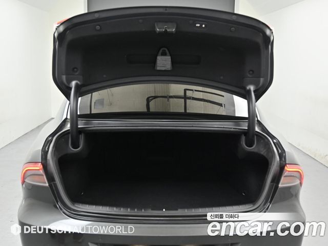 Hyundai Grandeur (IG) 2.5 Premium 2023 — фото 23