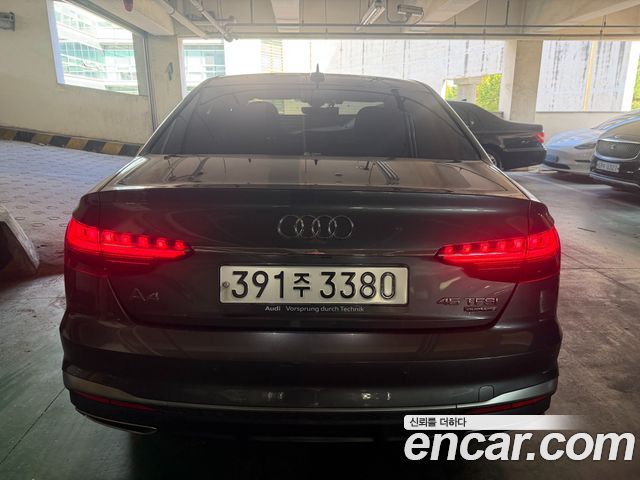 Audi A4 (B9) 45 TFSI Quattro Premium 2023 — фото 4
